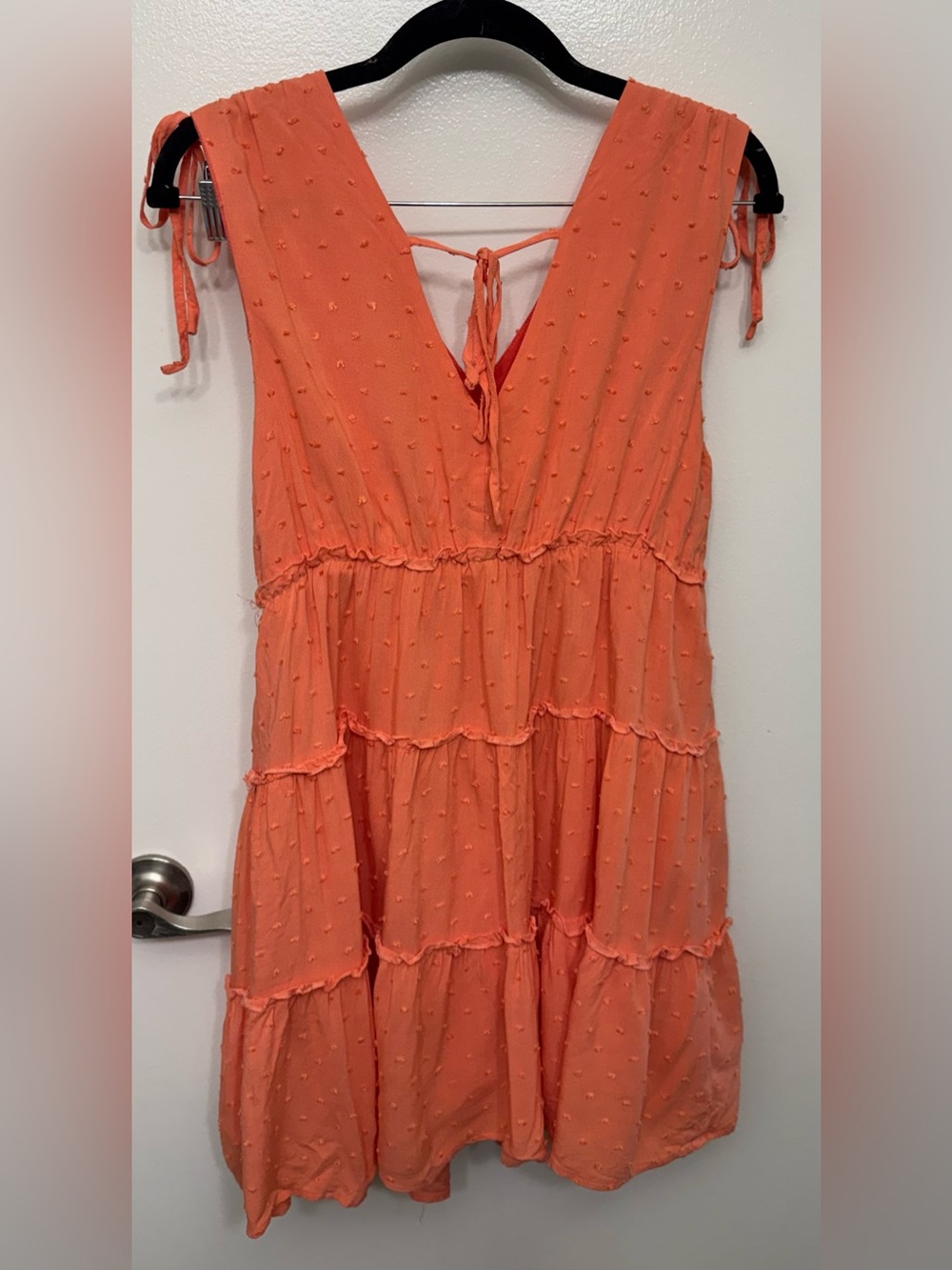 EUC Gilli Tiered Mini Dress | Flowy Casual Feminine Dress - Picture 2 of 3